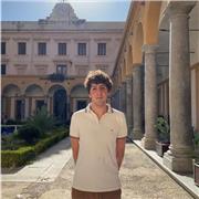 Laureando in Scienze Politiche offre lezioni/ripetizioni di storia e filosofia per studenti di scuole superiori